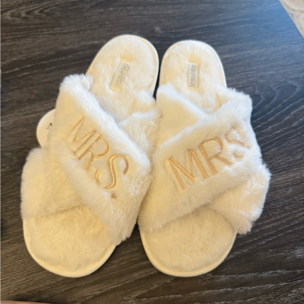 Fuzzy White 'MRS' Bride Slippers